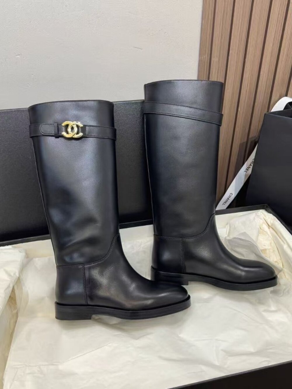 Classic CHANEL Shoes: A Stylish and Versatile Choice for Elegance